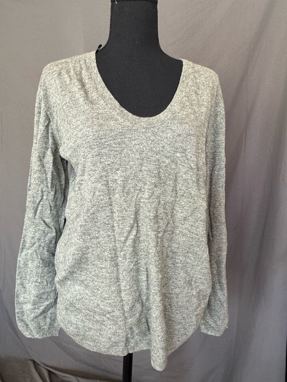 H&M V Neck long sleeve sweater